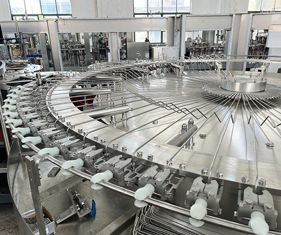 Carbonated Drink Filling Machine